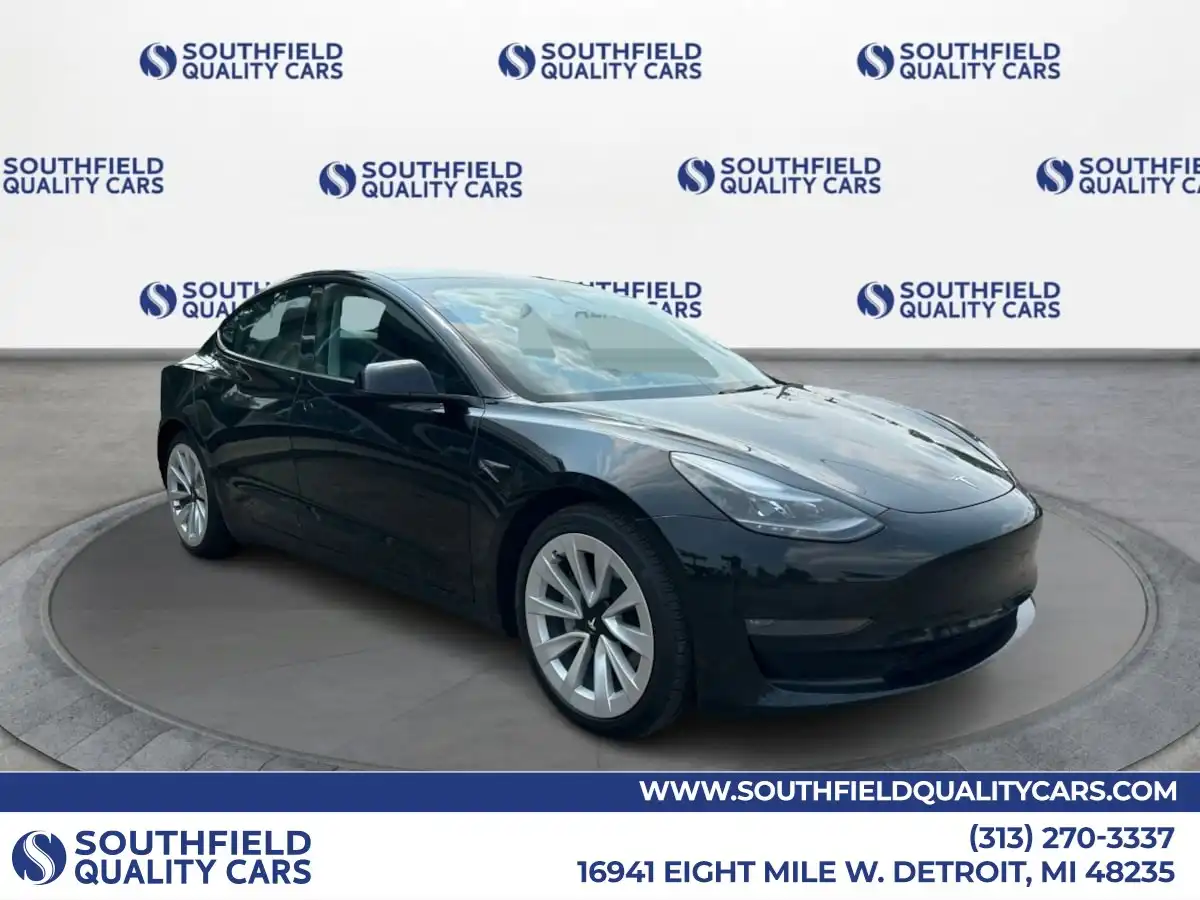 2022 Tesla Model 3 Long Range Dual Motor All-Wheel Drive's photo