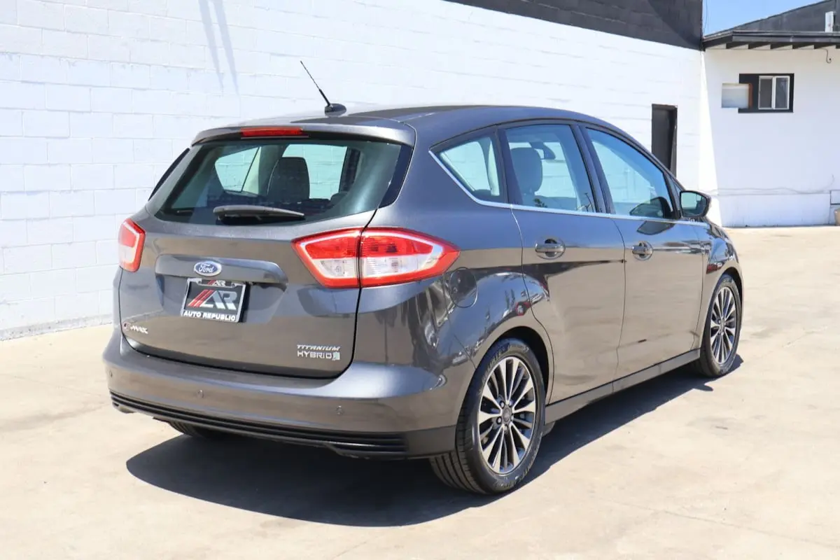 2018 Ford C-Max Hybrid Titanium photo 5
