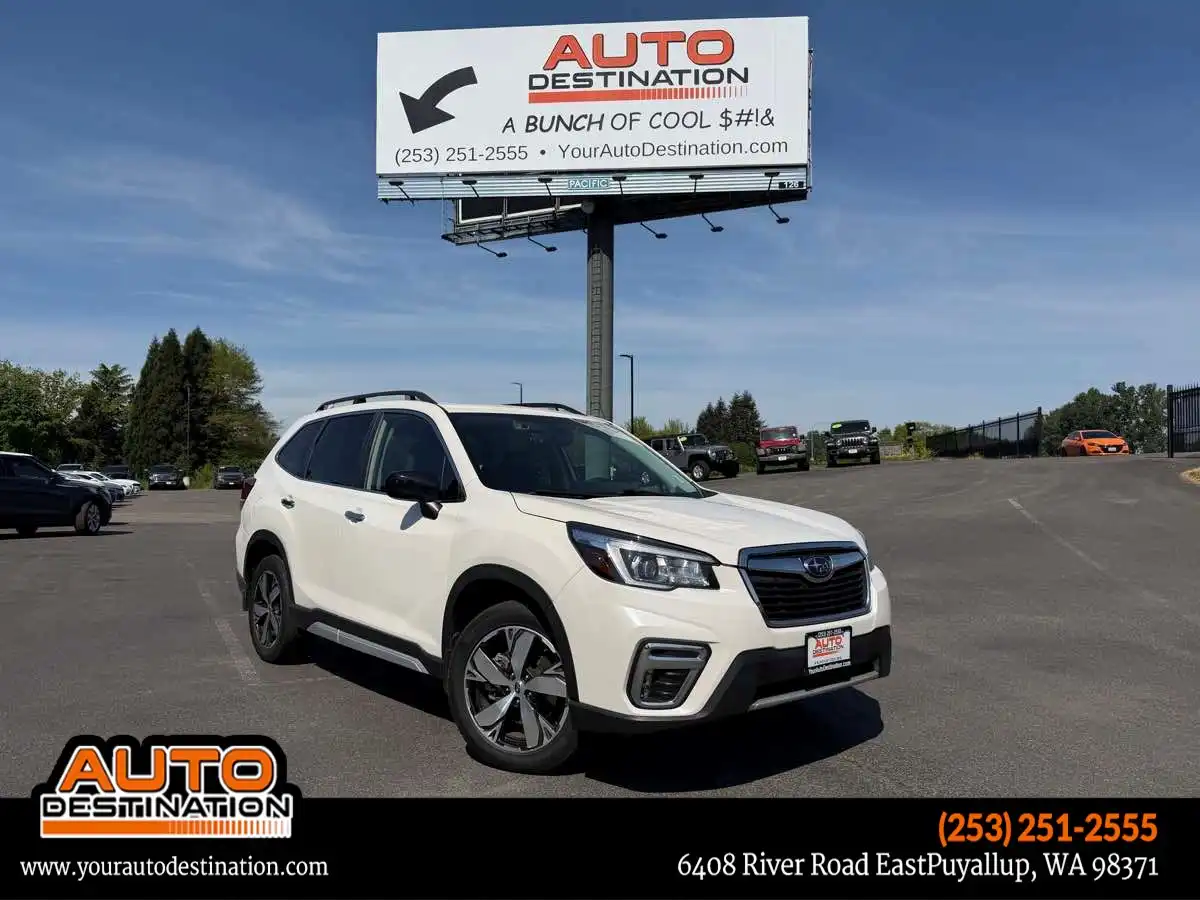 2019 Subaru Forester Touring's photo