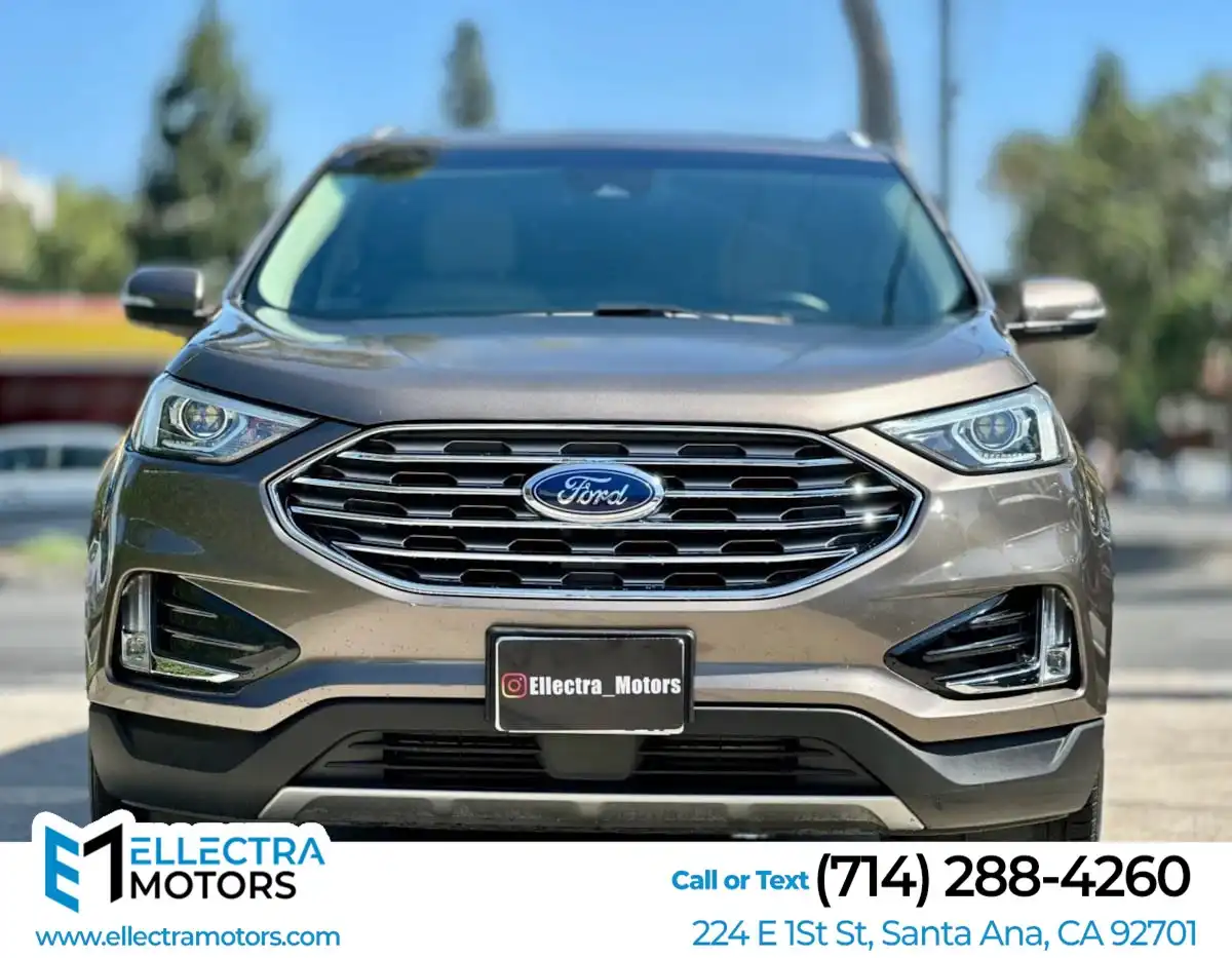 2019 Ford Edge SEL's photo