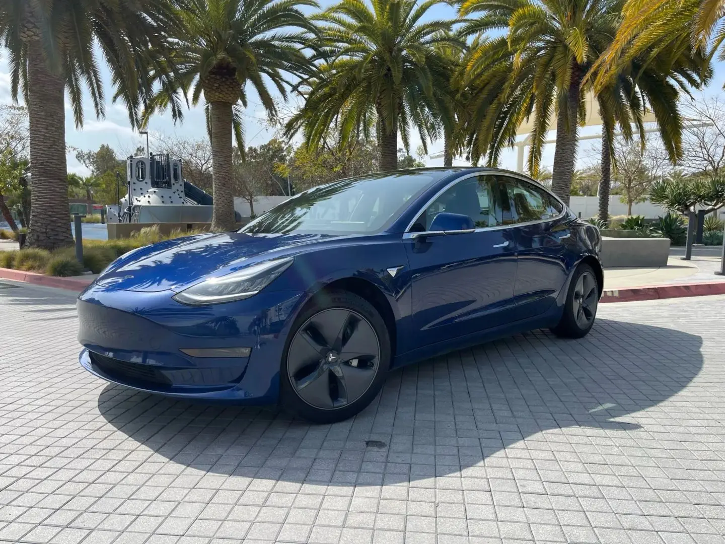 2019 Tesla Model 3 Standard Range Plus photo 5
