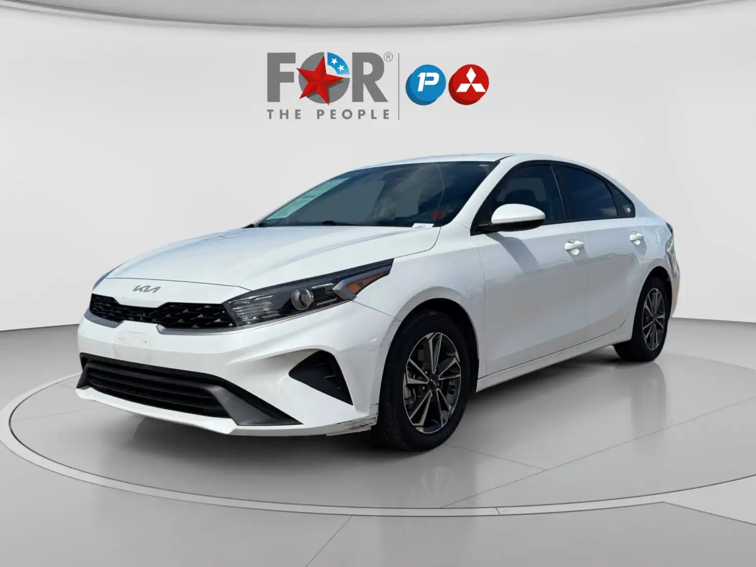 2024 Kia Forte LXS Auto's photo