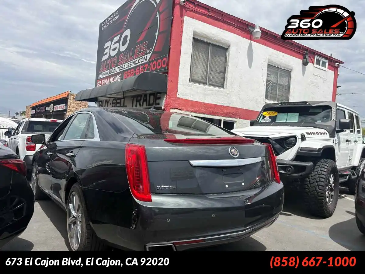 2013 Cadillac XTS 3.6L FWD Luxury Collection's photo