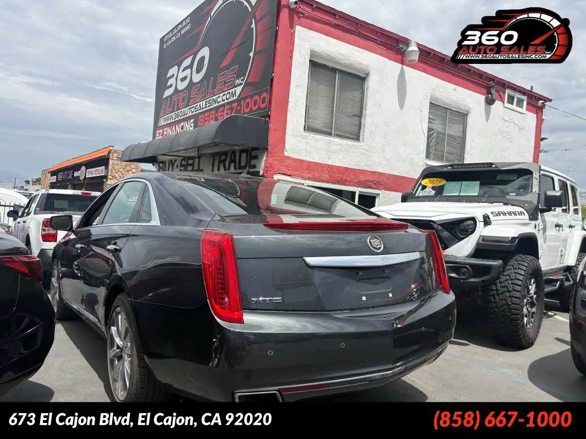 2013 Cadillac XTS 3.6L FWD Luxury Collection's photo