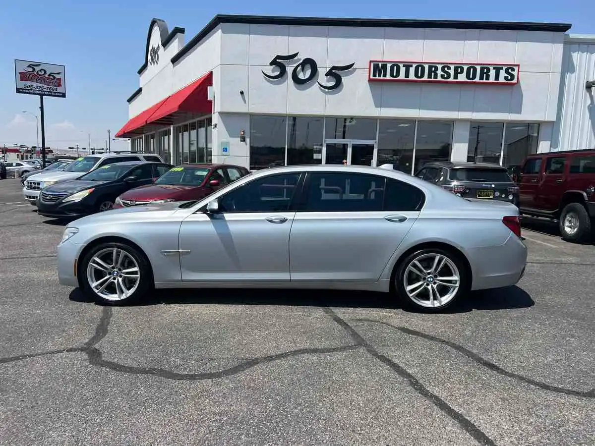 2015 BMW 7 Series 740Li M Sport Edition's photo