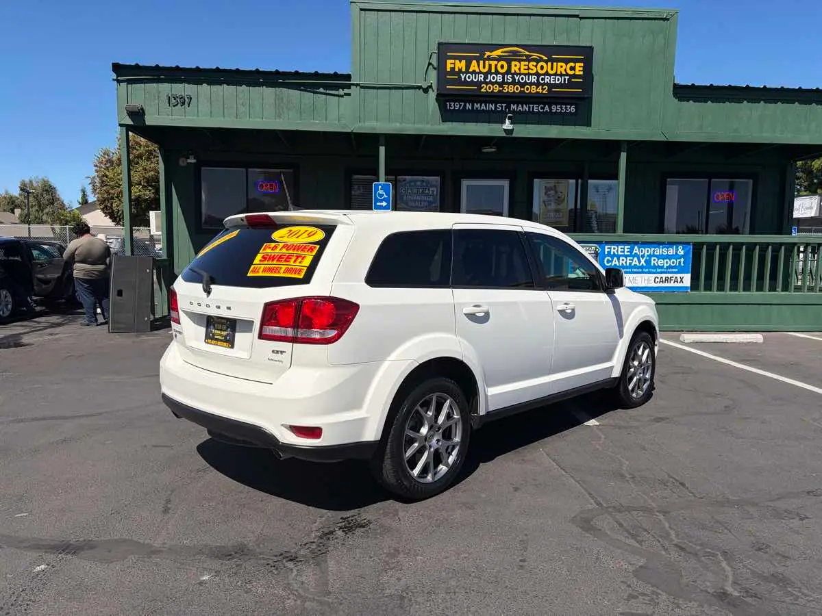 2019 Dodge Journey GT AWD photo 5