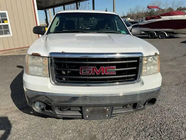 2008 GMC Sierra 4WD Extended Cab SL SWB's photo