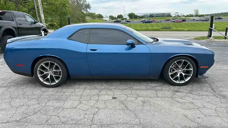 2022 Dodge Challenger GT Auto's photo