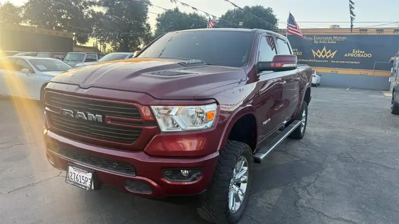 2022 RAM 1500 Laramie Crew Cab 5'7's photo