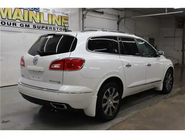 2017 Buick Enclave Leather AWD photo 4