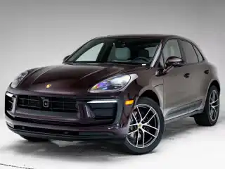 2026 Porsche Macan T's photo