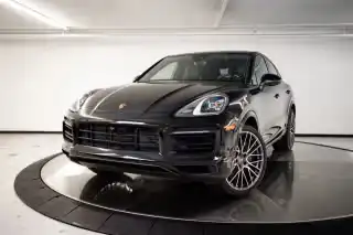 2023 Porsche Cayenne Base's photo