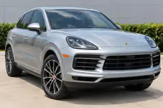 2022 Porsche Cayenne Platinum Edition's photo