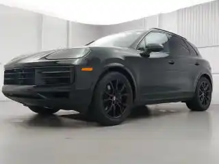 2026 Porsche Cayenne Base's photo