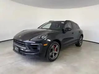 2022 Porsche Macan S's photo