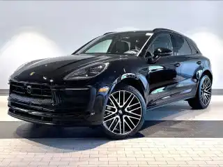 2026 Porsche Macan Base's photo