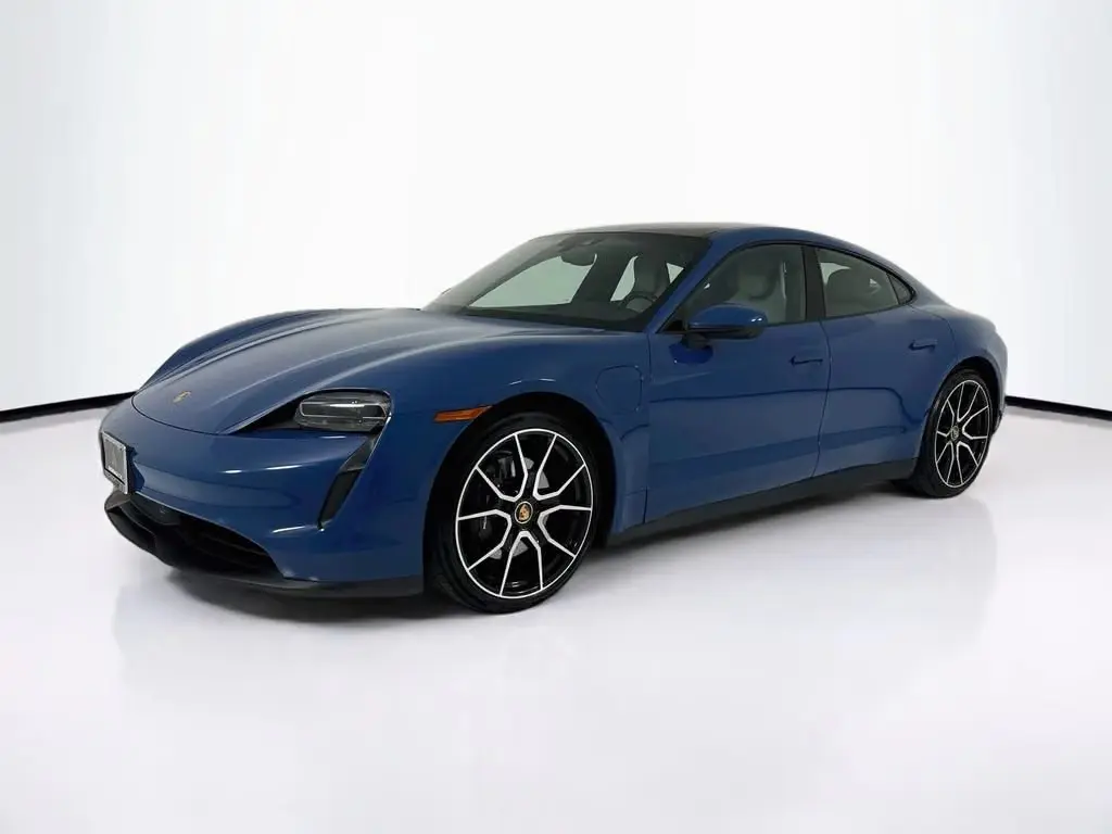 2023 Porsche Taycan Base photo 4