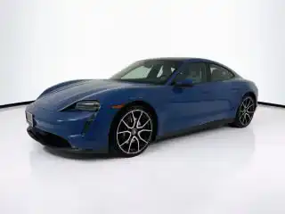 2023 Porsche Taycan Base's photo