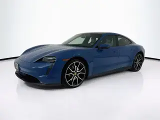 2023 Porsche Taycan Base photo 5