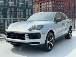 2026 Porsche Cayenne S's photo