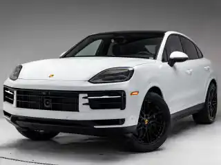 2026 Porsche Cayenne Base's photo
