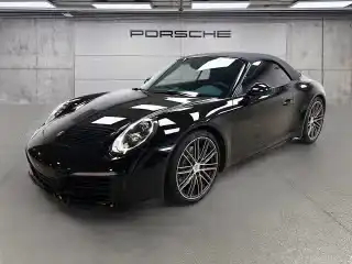 2017 Porsche 911 Carrera 4S Cabriolet's photo