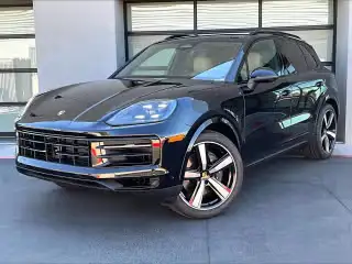 2026 Porsche Cayenne Base's photo