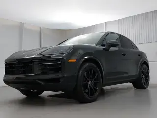 2026 Porsche Cayenne Base photo 5