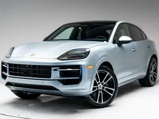 2026 Porsche Cayenne Base photo 5