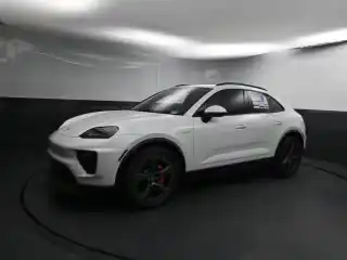 2025 Porsche Macan Macan 4S Electric's photo