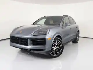 2026 Porsche Cayenne E-Hybrid's photo