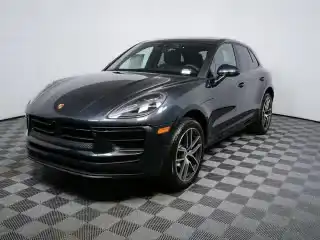 2026 Porsche Macan T's photo