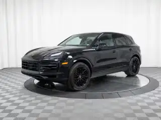 2026 Porsche Cayenne Base photo 1