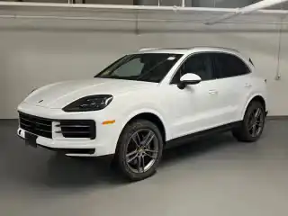 2024 Porsche Cayenne Base's photo
