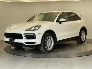 2023 Porsche Cayenne Platinum Edition's photo