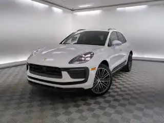 2026 Porsche Macan T's photo