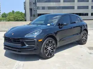 2024 Porsche Macan Base's photo