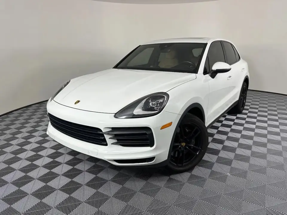 2021 Porsche Cayenne Base photo 3