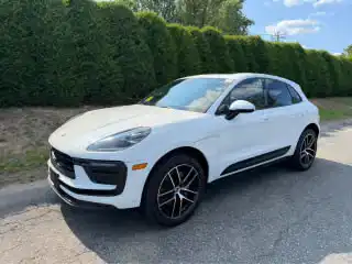 2023 Porsche Macan T's photo