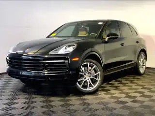 2023 Porsche Cayenne Platinum Edition's photo