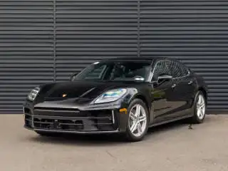 2025 Porsche Panamera 4's photo