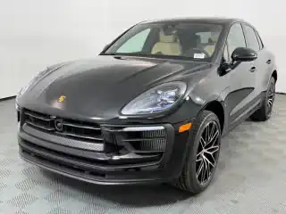 2026 Porsche Macan S's photo