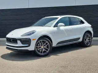 2026 Porsche Macan's photo