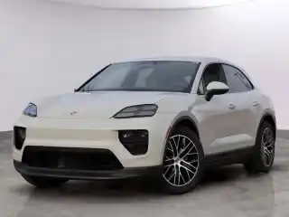 2026 Porsche Macan Macan 4 Electric's photo