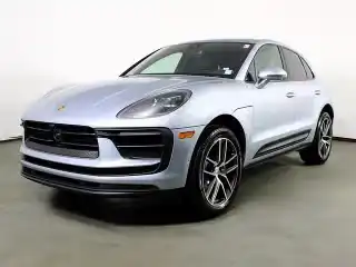 2026 Porsche Macan T's photo
