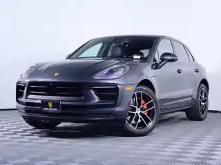 2026 Porsche Macan S's photo