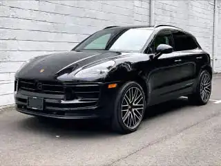 2026 Porsche Macan T's photo