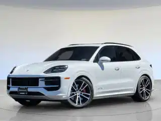 2026 Porsche Cayenne GTS's photo