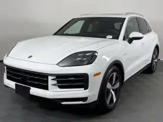 2026 Porsche Cayenne E-Hybrid's photo