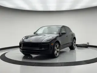 2023 Porsche Macan Base photo 5